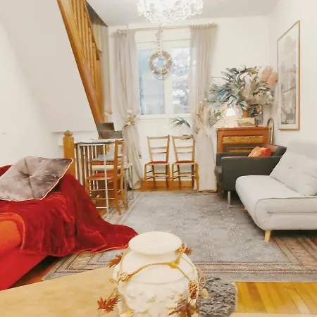 Authentic House 2 Maisons 1 Ideale Pour Groupes, Capacité 30 Personnes *