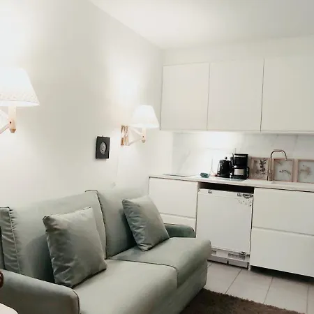 Authentic House 2 Maisons 1 Ideale Pour Groupes, Capacité 30 Personnes * Parigi