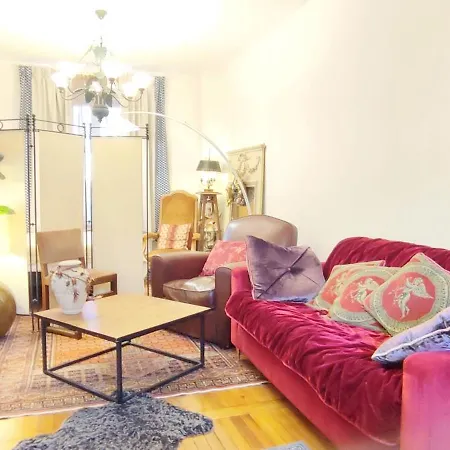 Authentic House 2 Maisons 1 Ideale Pour Groupes, Capacité 30 Personnes * Parigi