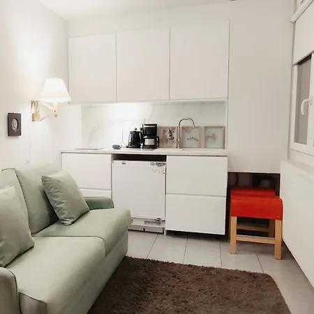 Authentic House 2 Maisons 1 Ideale Pour Groupes, Capacité 30 Personnes Casa vacanze *